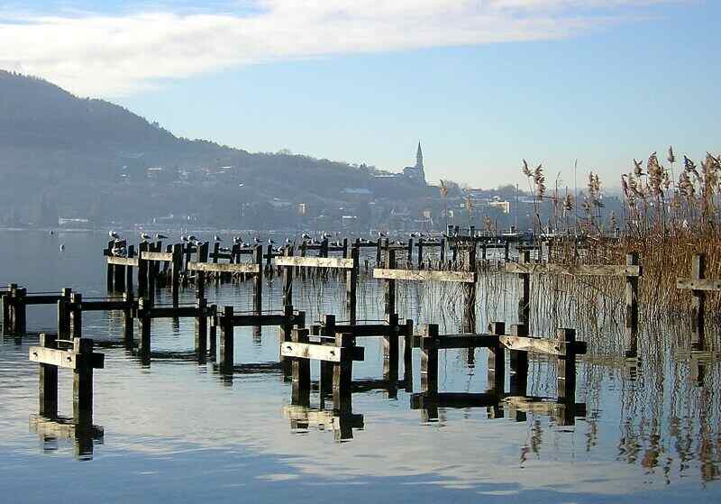 le lac d'Annecy en hiver janvier 2005