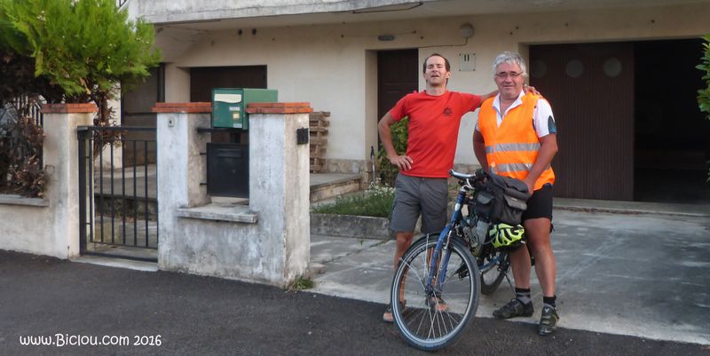 Arrivée à Valence, chez Bruno, gestionaire du gite : 