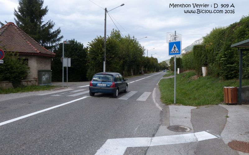 D 909 A sortie de Menthon, route peu large, les travaux seront plus tard