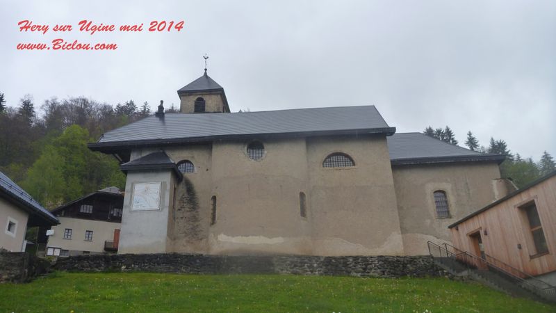 Eglise et cadran solaire de Héry sur Ugine en 2014