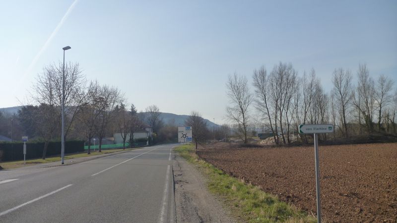 Retour sur ViaRhôna au niveau du Giratoire de Lagnieu en 2015