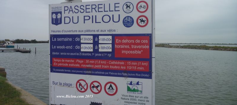 Passerelle du Pilou sur le canal du Rhôna à Sète en 2015