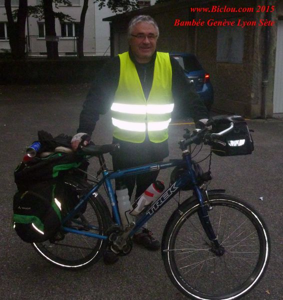 ClaudiodelaFaverges au départ de ViaRhôna Genève en oct 2015