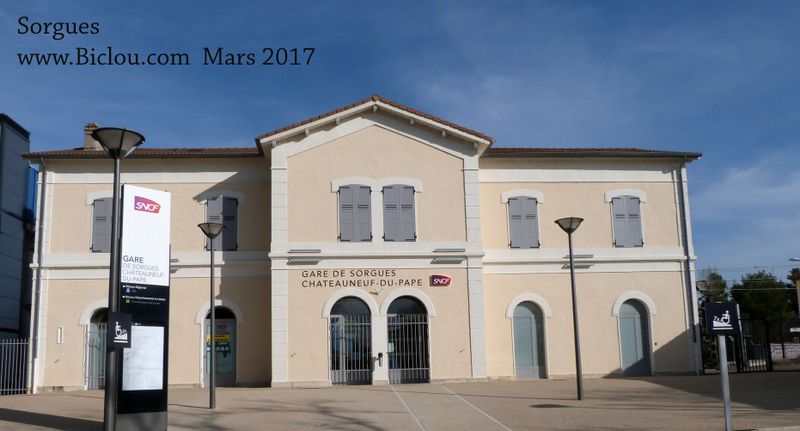 Gare de Sorgues , pour rallier Avignon éventuelement lors d'une bambée ViaRhôna 