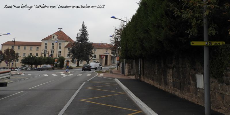 Balisage ViaRhôna, un peu caché à Vernaison