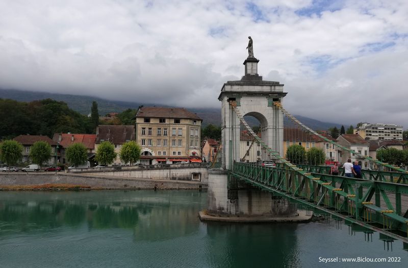Seyssel, sur le Rhône bien entendu ..