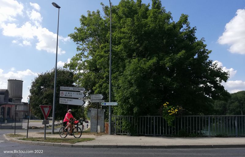 Traversée de la Seine , à Boissise