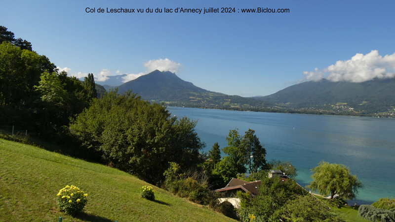 col-de-leschaux-entre-taillefer-et-semnoz-depuis-lac-annecy