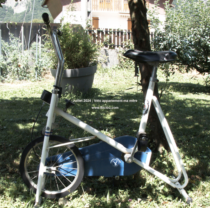 velo-appartement-la-giovanna-avant-benne