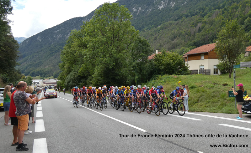 tour-de-france-feminin-2024-cote-vacherie-thones-peleton