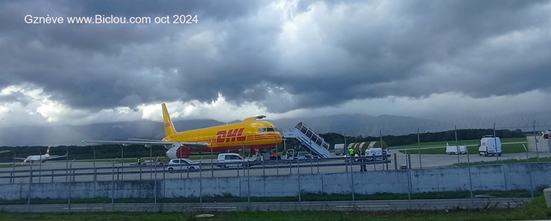 avion-dhl-orage-en-vue-geneve