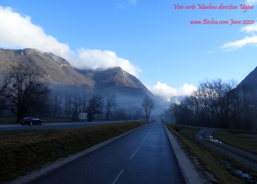 Voie-verte-Marlens-sous-le-charvin-vers-Ugine