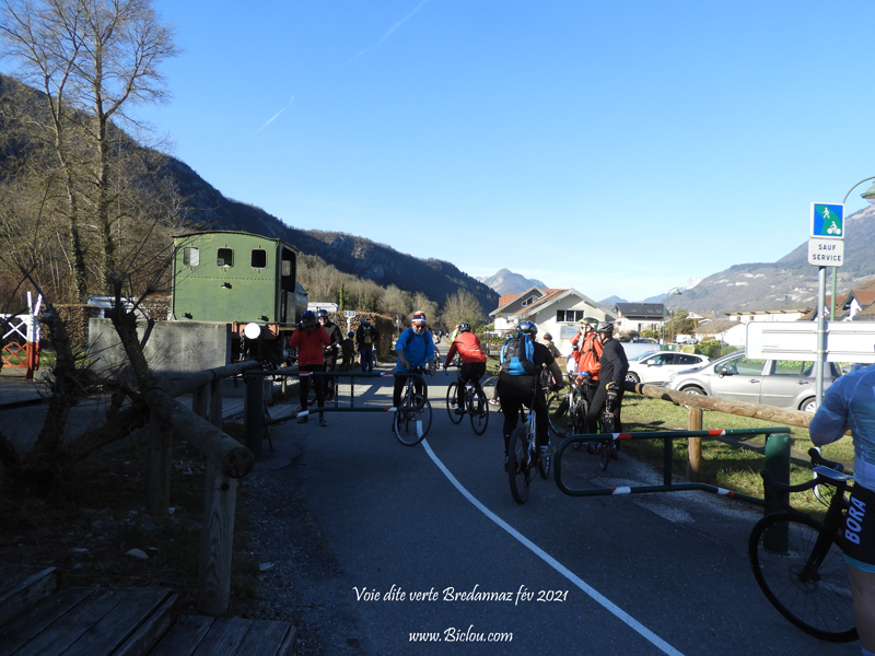 plethore-de-velo-voie-verte-annecy-bredannaz