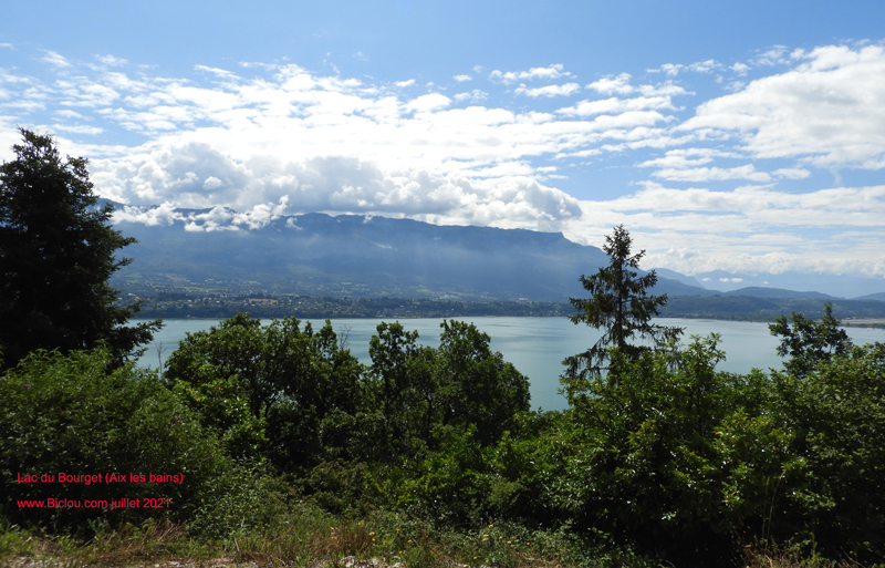 Lac-Bourget-aix-les-Bains-et-Bauges-vue-du-col-chat-2021