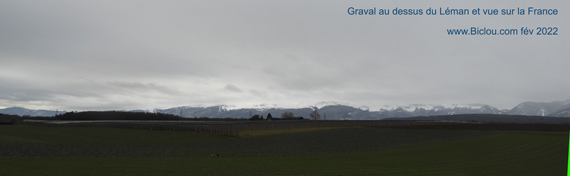 Gravel-bike-dans-la-campagne-entre-leman-et-jura