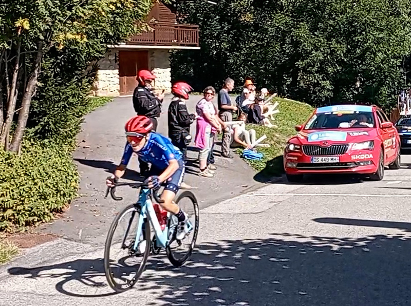 coureuse-tour-avenir-dames-Cohennoz-2023