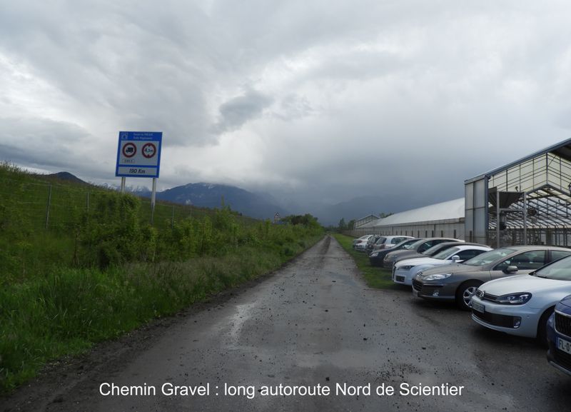 Gravelle (Sterrato : comme Y disent sur les strade Bianche) le long de l'A43 à Scientrier : V 61 ?