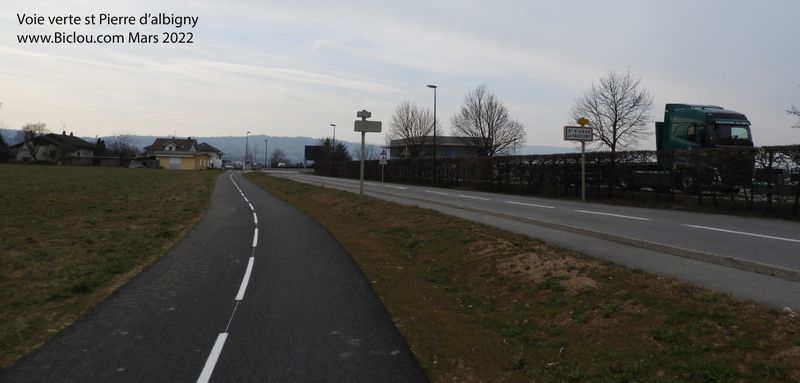 Voie verte st pierre en Faucigny : long de la D 19